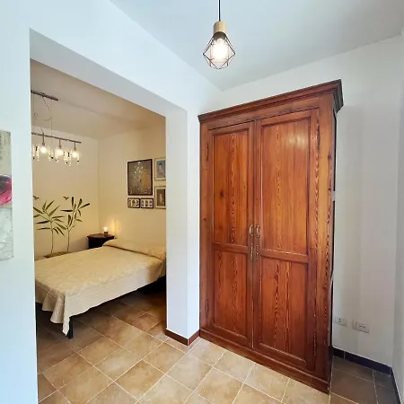 Casa Masina, A 500 Mt Dal Mare Apartment